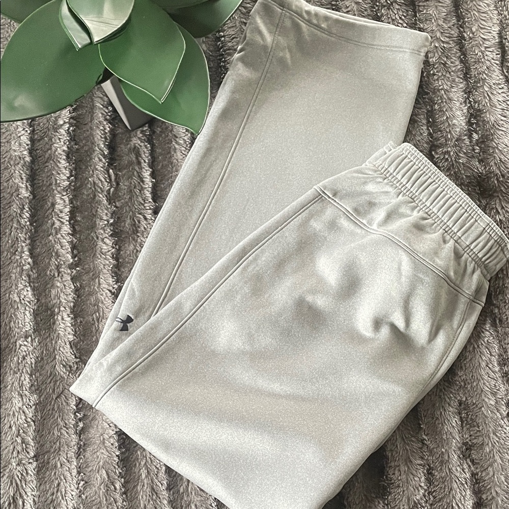 Under Armour Men's Light Gray Joggers